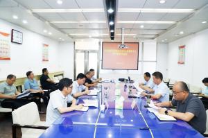 安化集团公司召开党委理论学习中心组集中学习暨研讨交流会